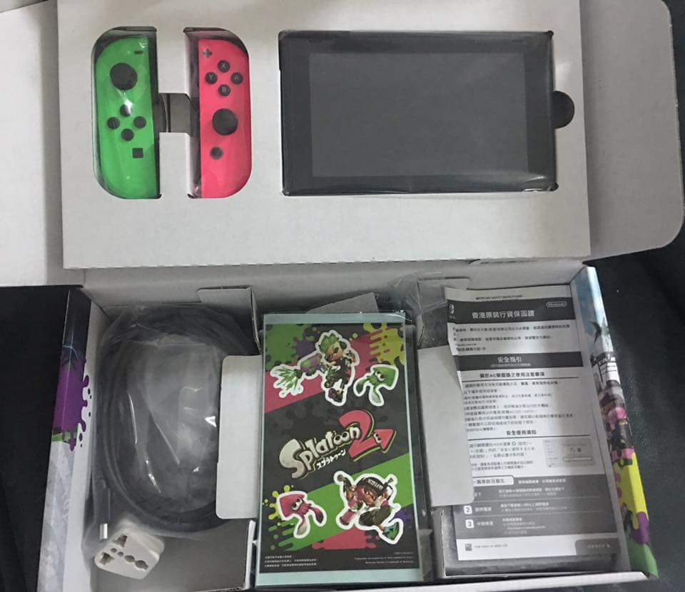 Nintendo Switch Green and Pink Joy-Con Twin Pack & Everybody 1-2