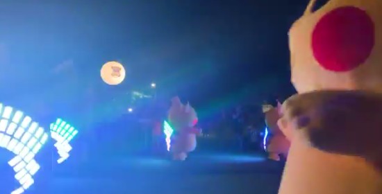 First Pikachu Mascot Tail Light Up Performance At Pokemon Go