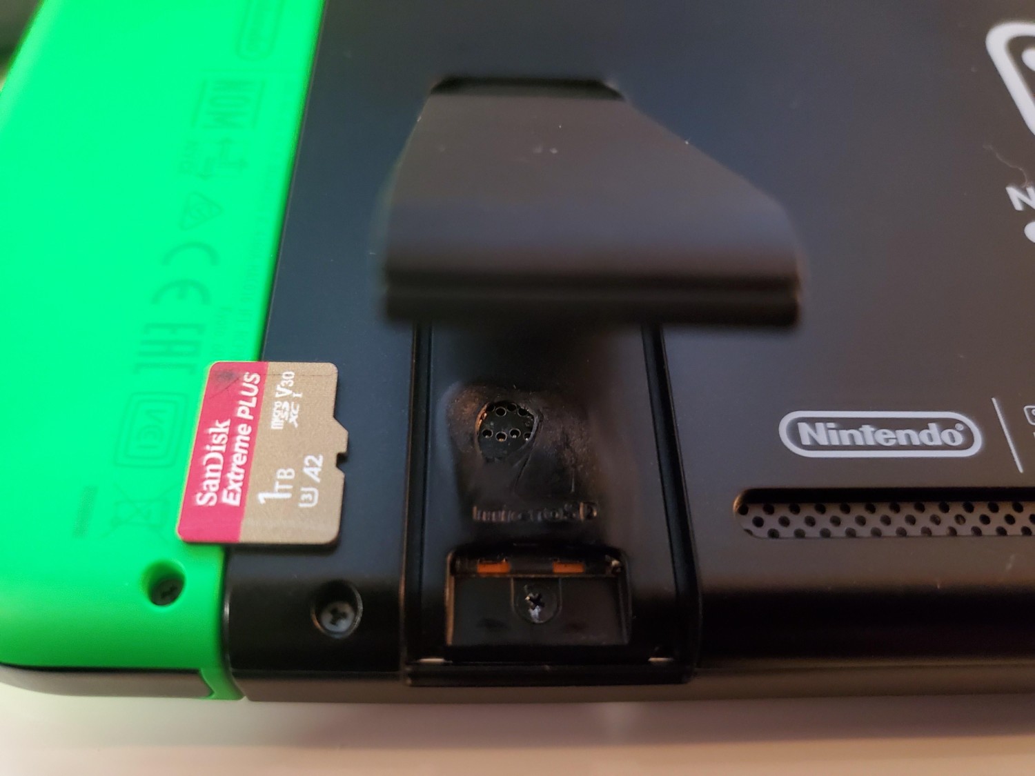 Brand New 1TB Memory Melted Someone's Nintendo Switch – NintendoSoup