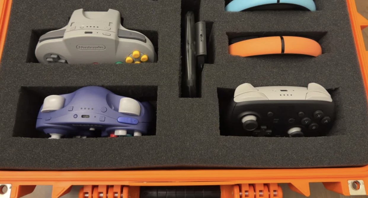 Reddit User Showcases Versatile Custom Nintendo Switch 2 Controller Case